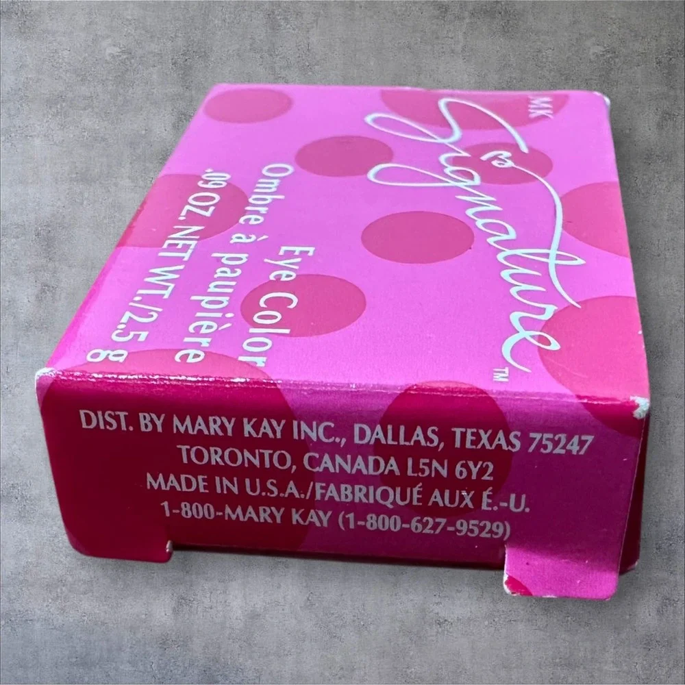 Mary Kay Signature Eye‎ Color 0.09oz Truffle New Box Eyeshadow Single